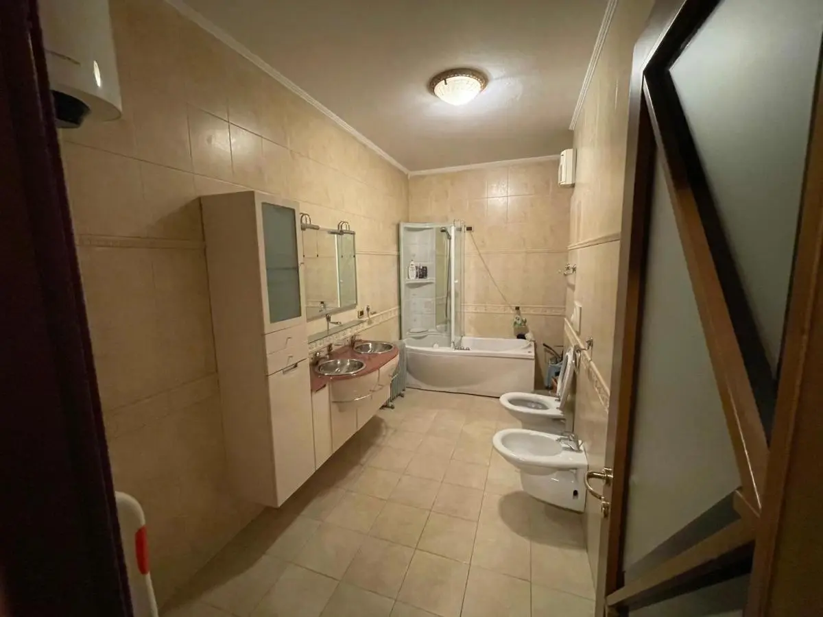 MAK Apartments