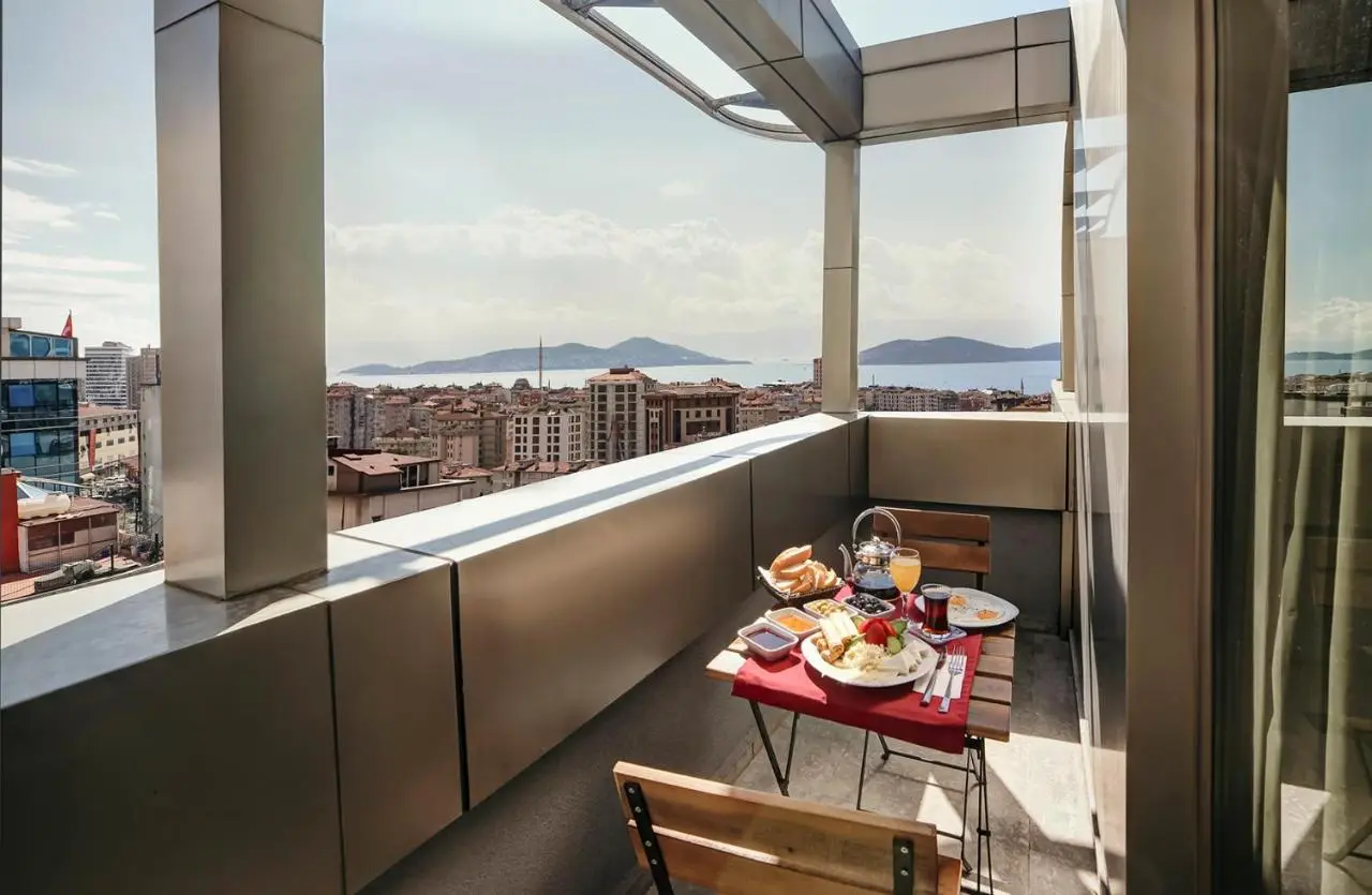 Plus Hotel Bostanci Atasehir