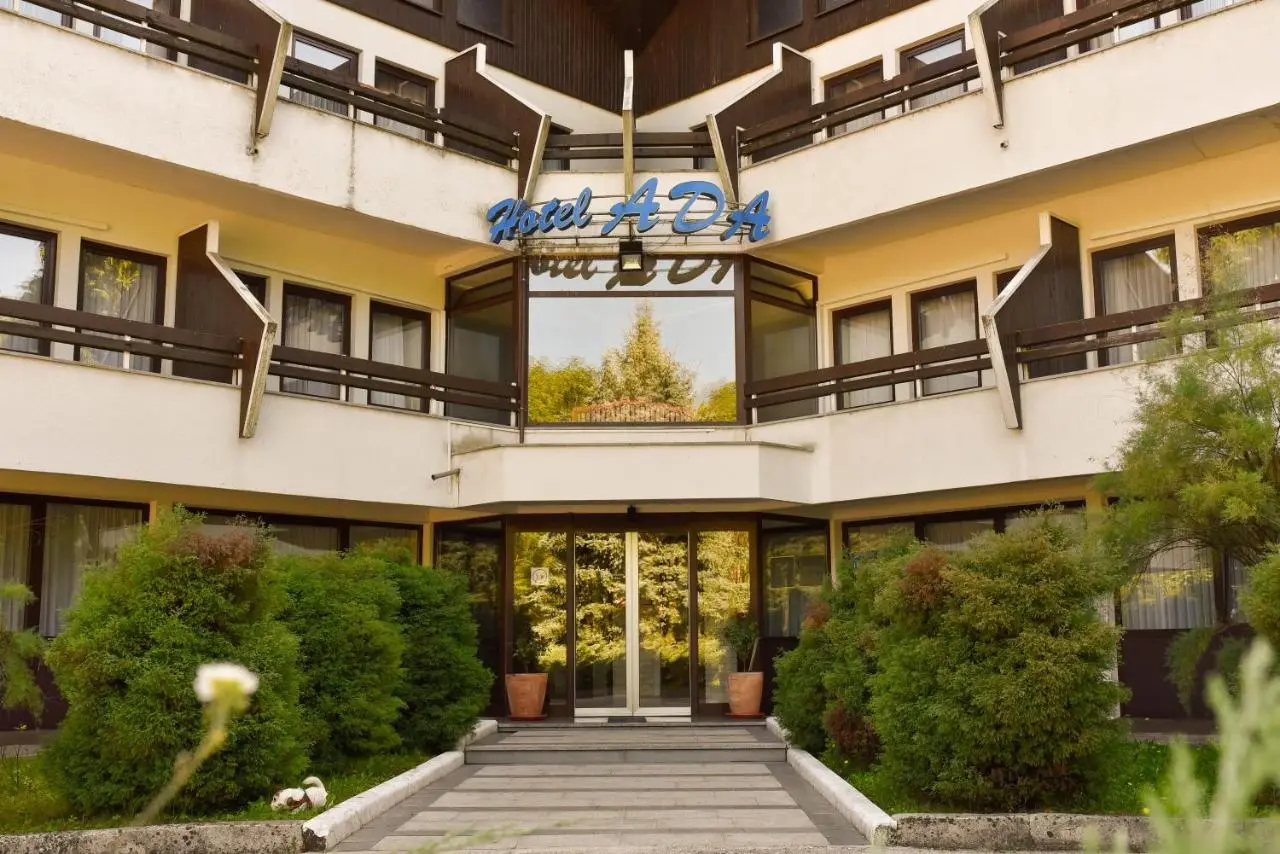 Hotel Ada