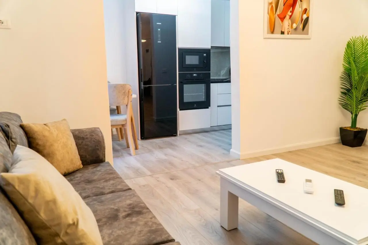 Signature apartment 8