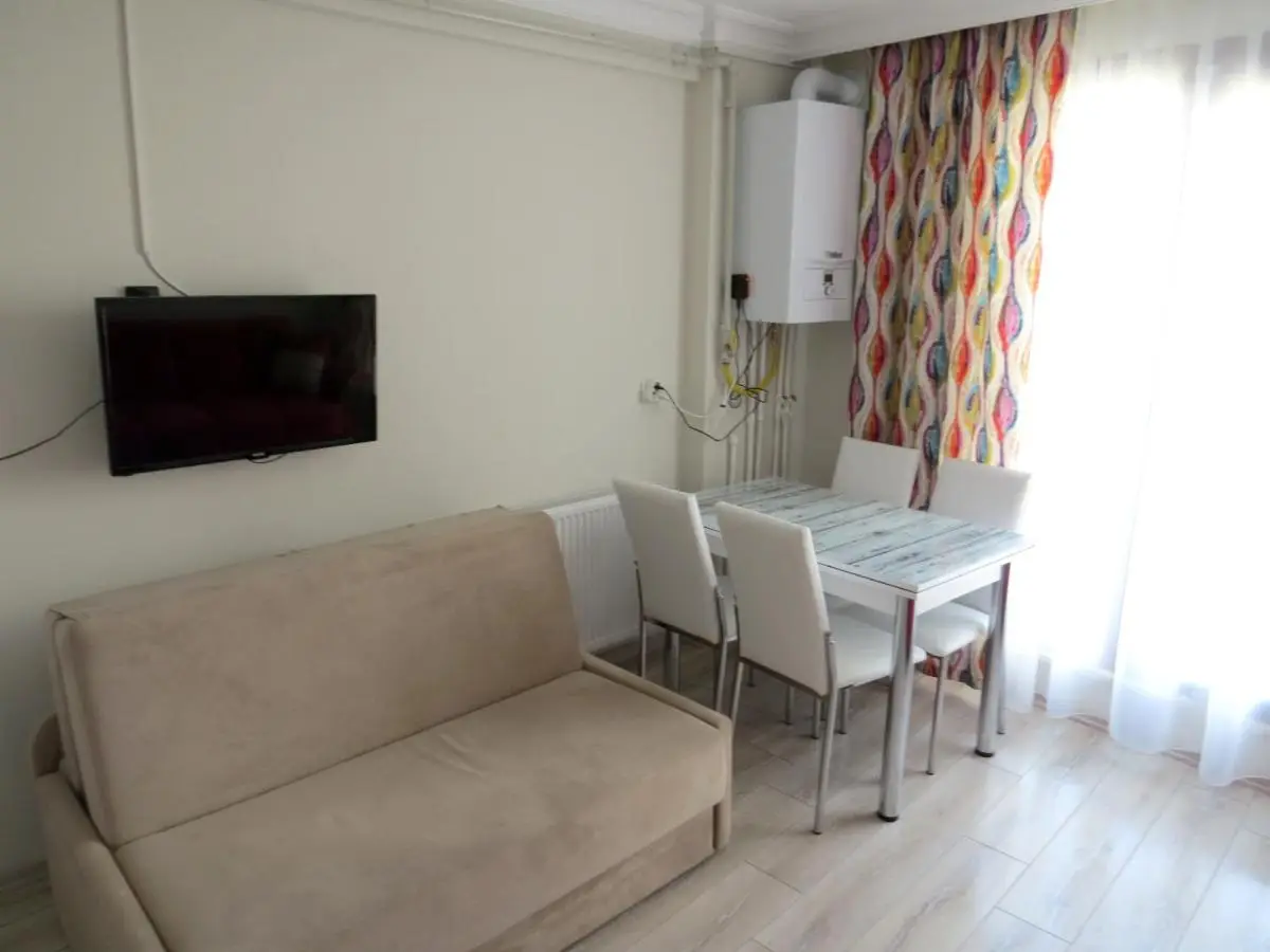 Istanberry - Paradise Two-Bedroom Apartments with Elevator