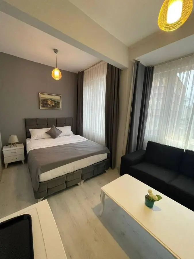 Oldmile Palace Hotel