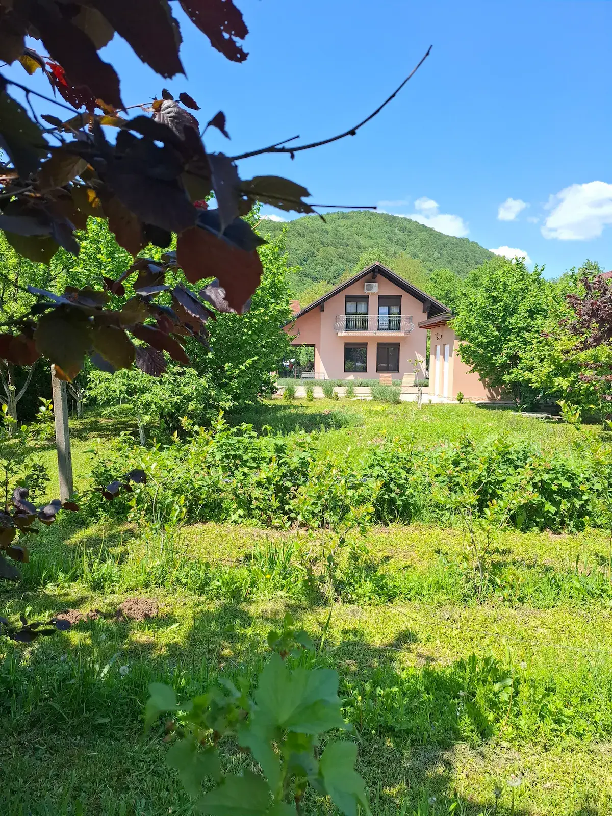 VILLA about min 3 persons - max 6 persons.