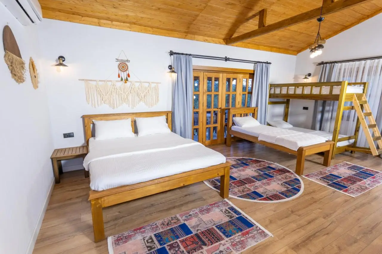 Mesona Hotels Green Hill