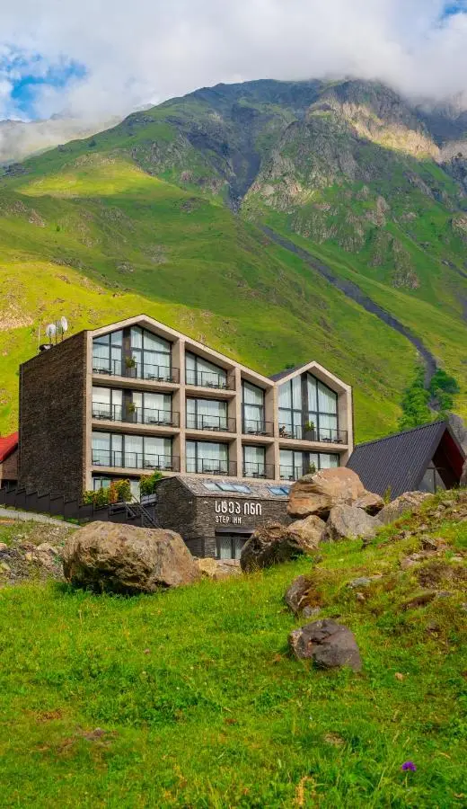 Step Inn - Kazbegi