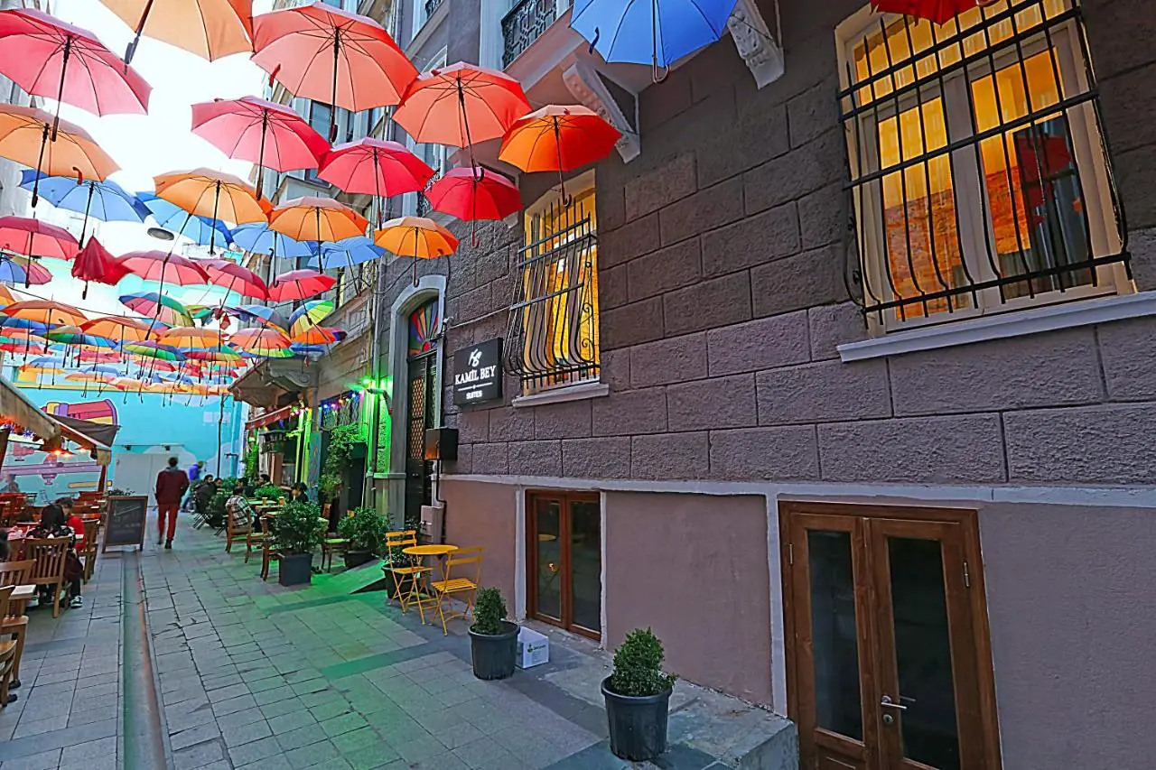 Taksim Istiklal Street Kamilbey Hotel