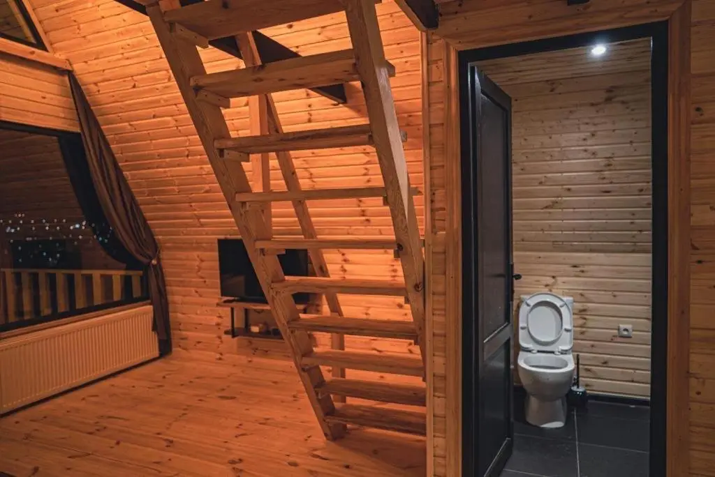 Little Wood House Gergeti