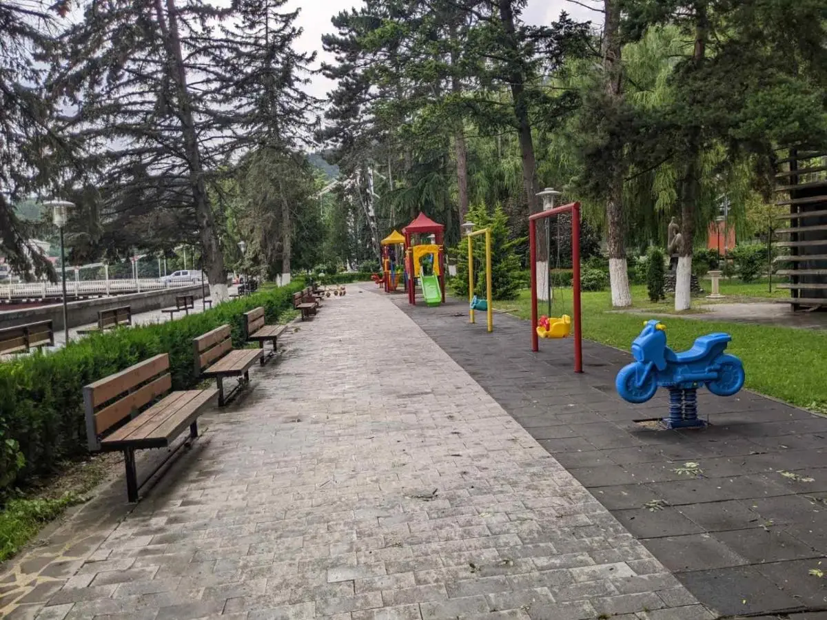 Riverside Borjomi