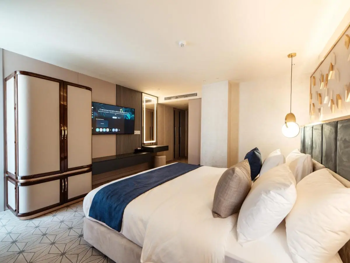Meridian Luxury Boutique Hotel