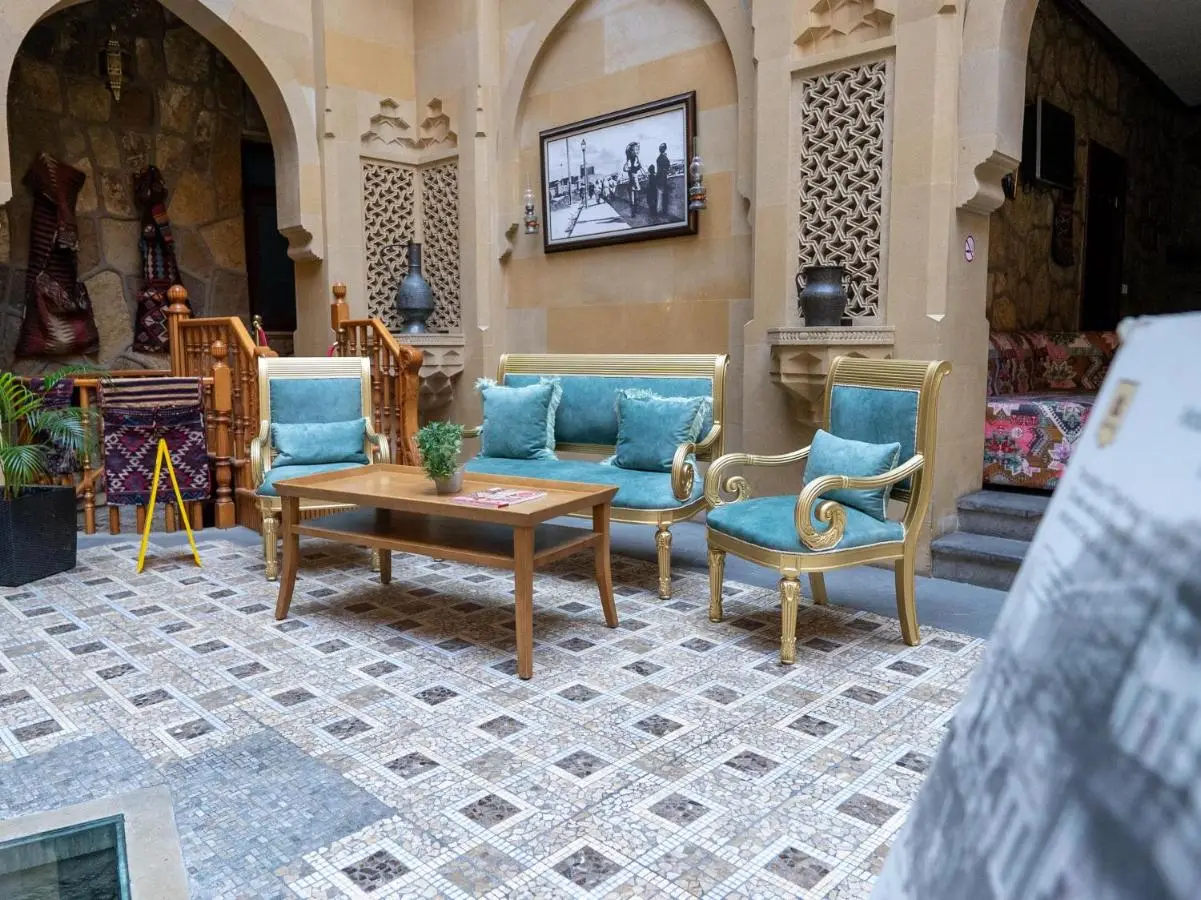 Shah Palace Luxury Museum Hotel