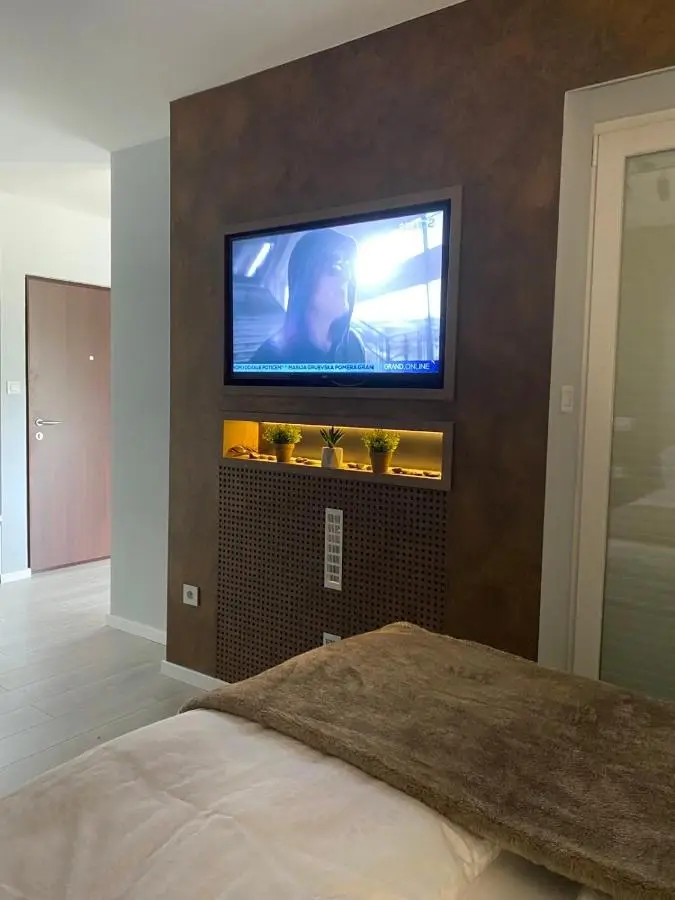 Diamond apartments
