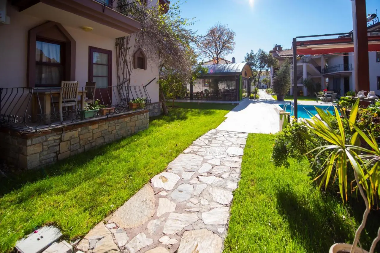 Vira Suites Hotel