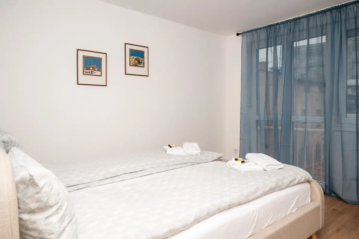Exclusive Modern Riverside Suite