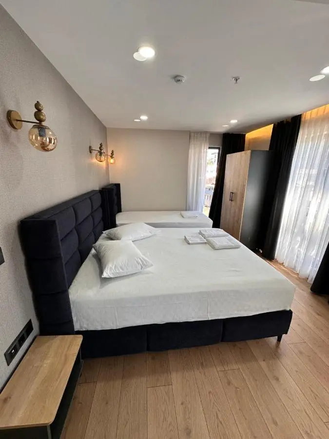 Dream Hotel
