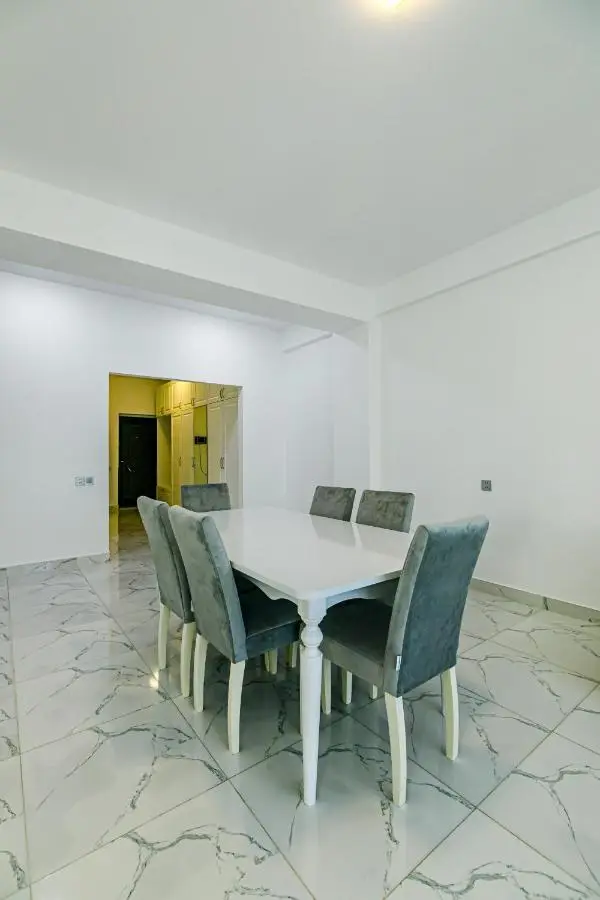 Central Elegance Suite