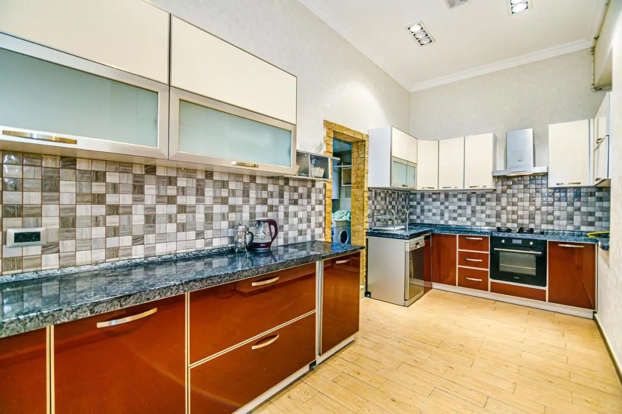 RICHARD Luxury Apartment in Nizami street