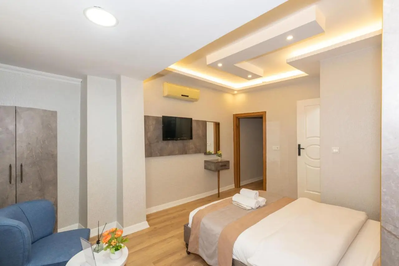 BiRAND SUiT HOTEL