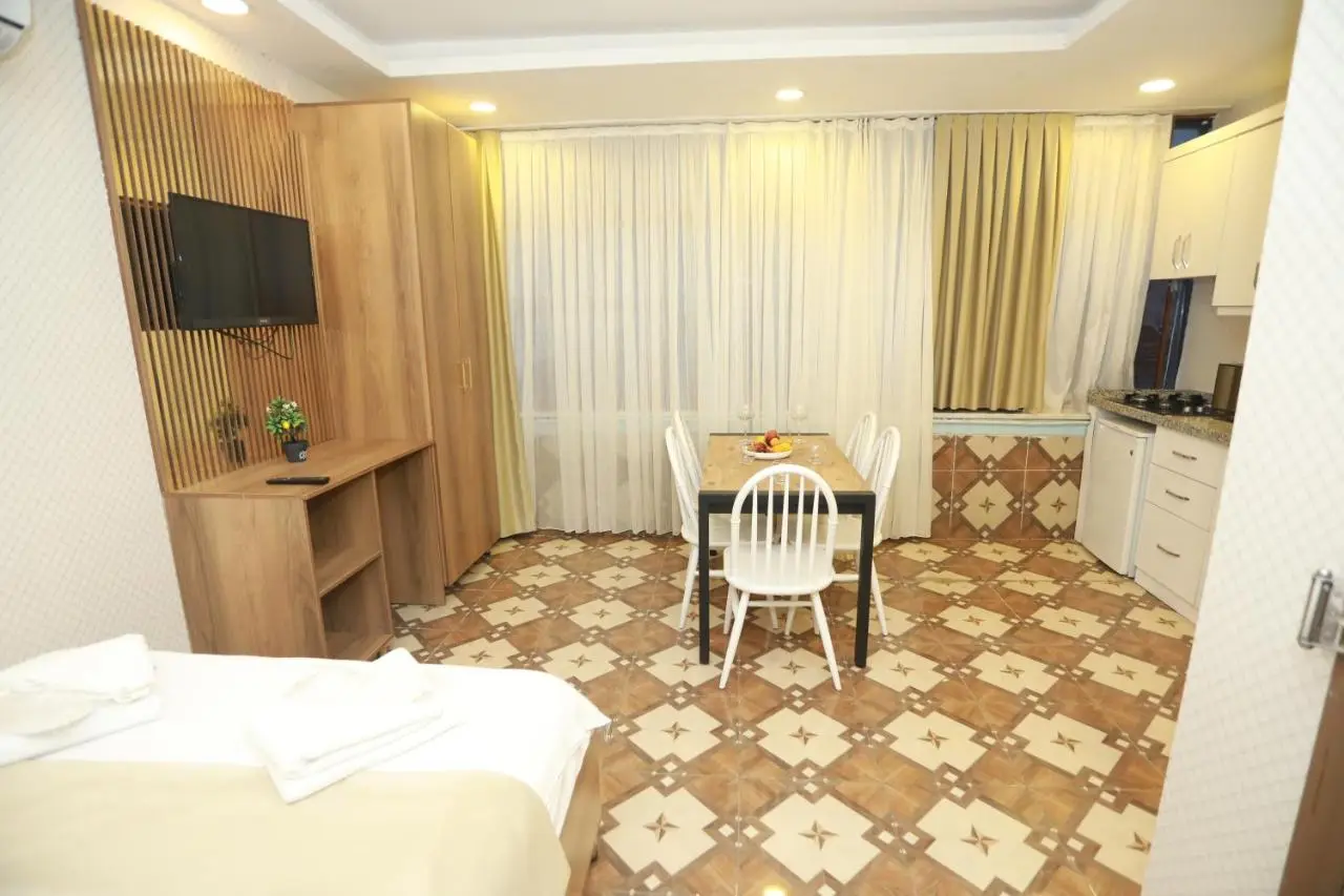 IMMORTELLE HOTEL lord sophiha
