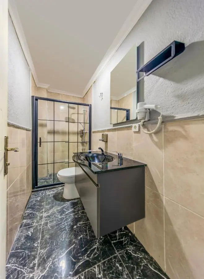 La Pera Suites Hotel