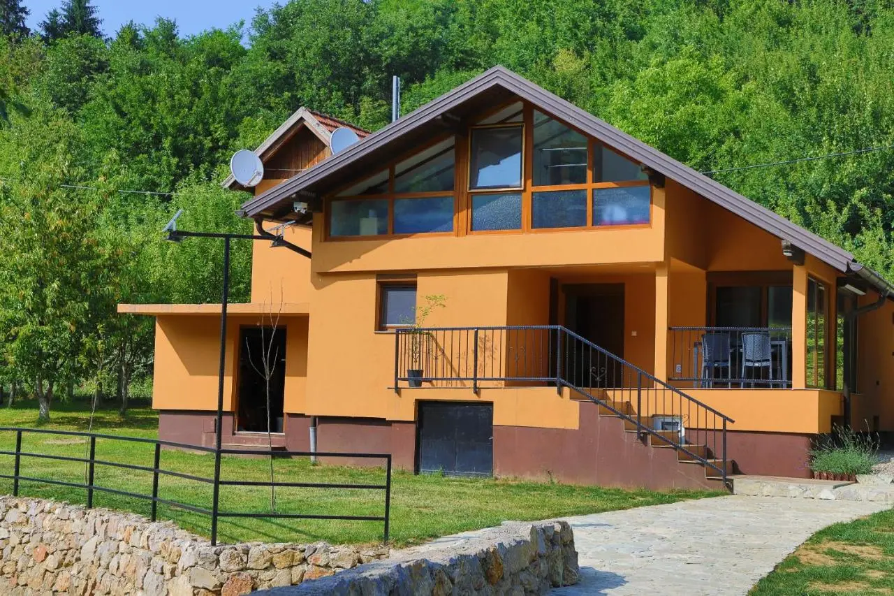 Holiday Homes Mujo Bejzin