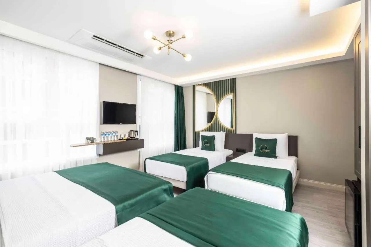 Sistina Old City Hotel