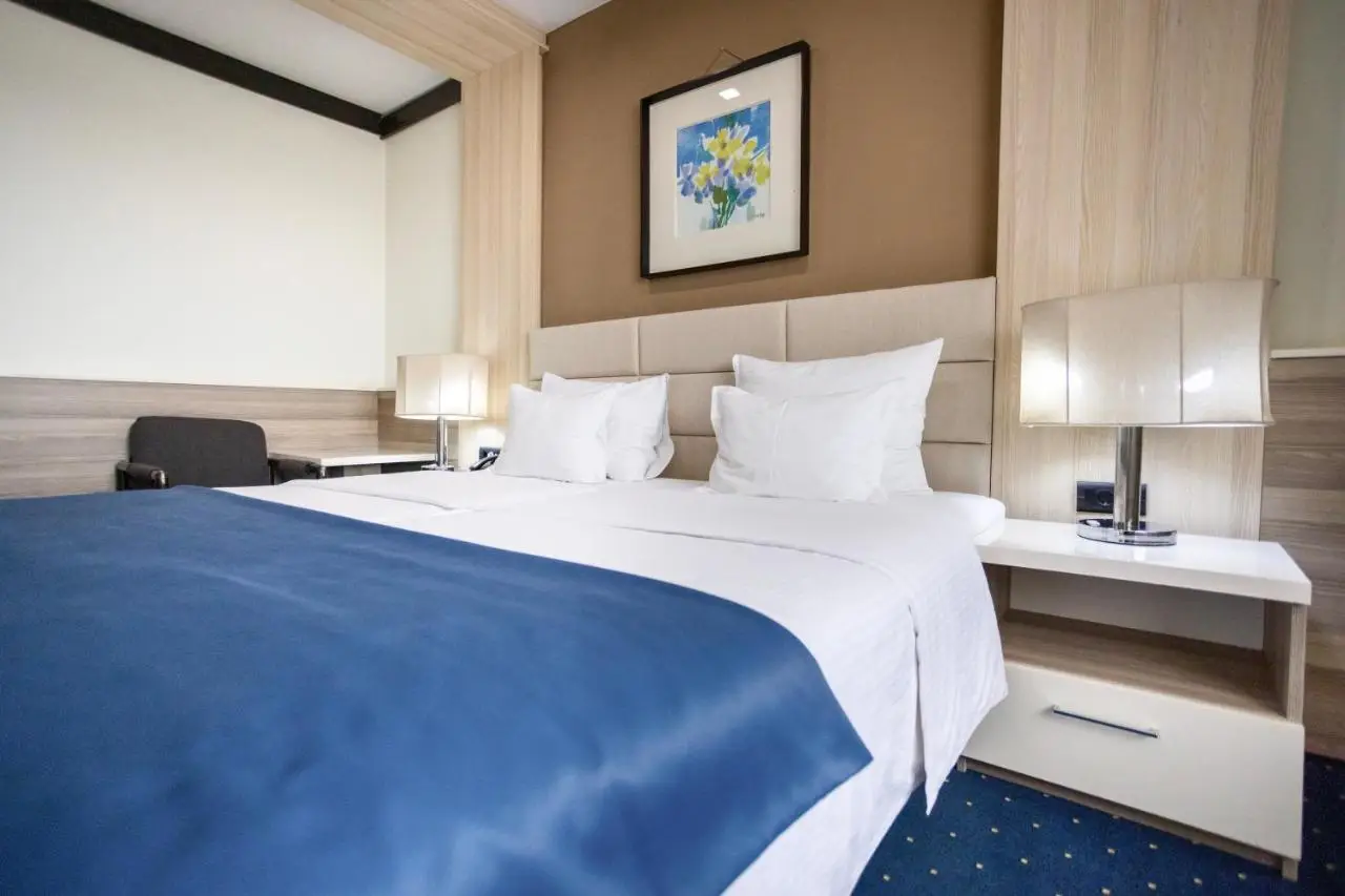 Hotel Holiday