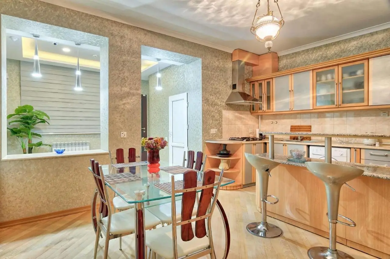 Q&B Boutique House