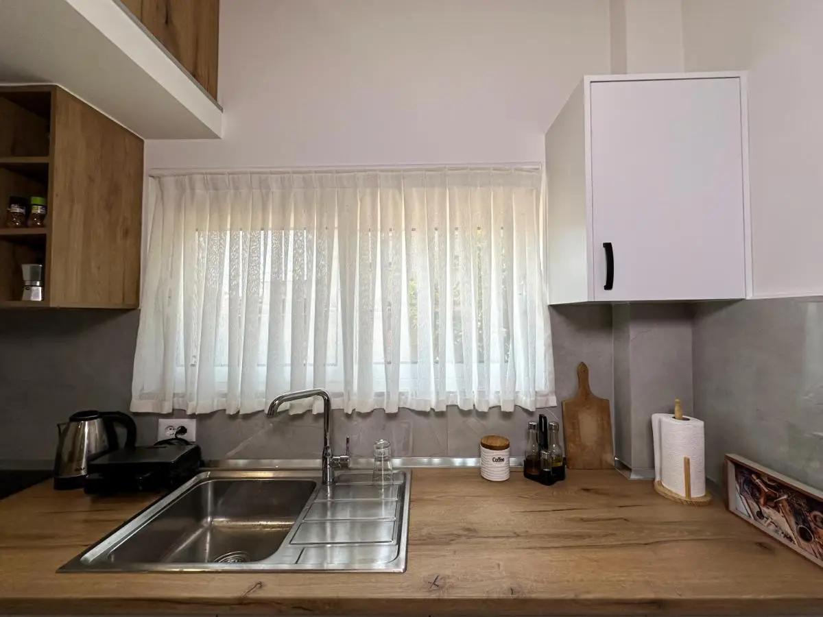 Home Select Tirana 2