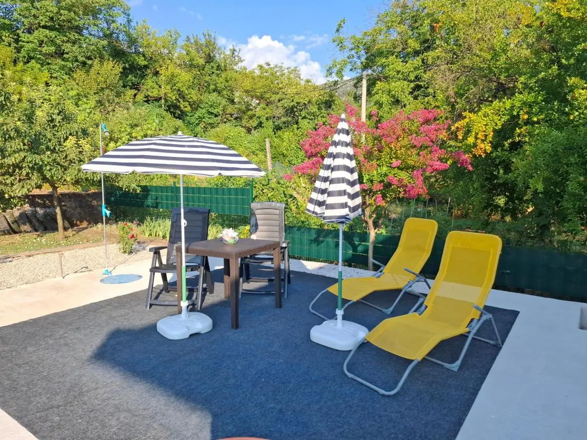 Apartman ZORA s bazenom sa slanom vodom - nova sezona!