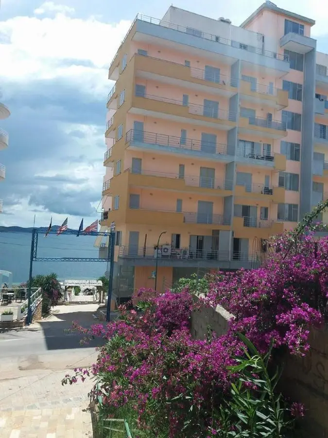 Saranda Rooms - Port