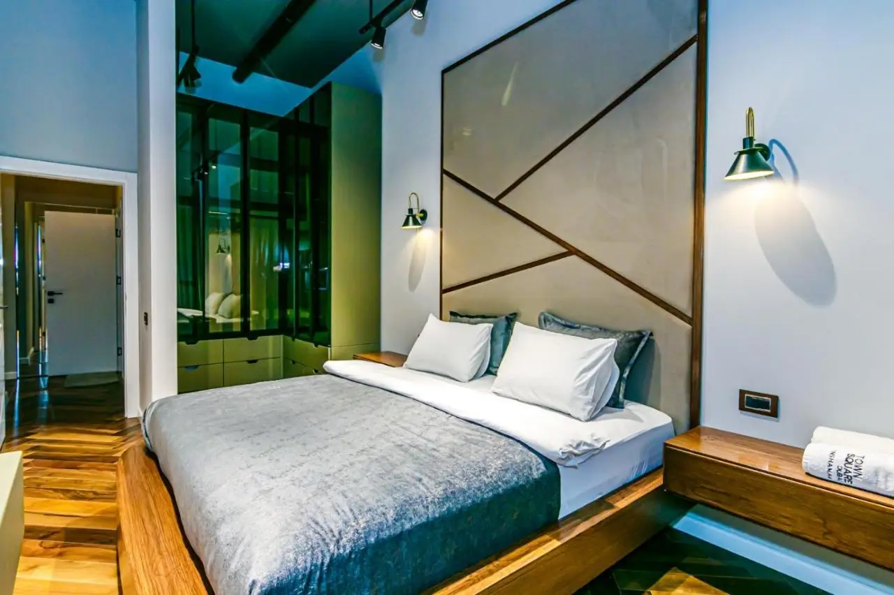 LUXURY K NightsBridge Residance White City