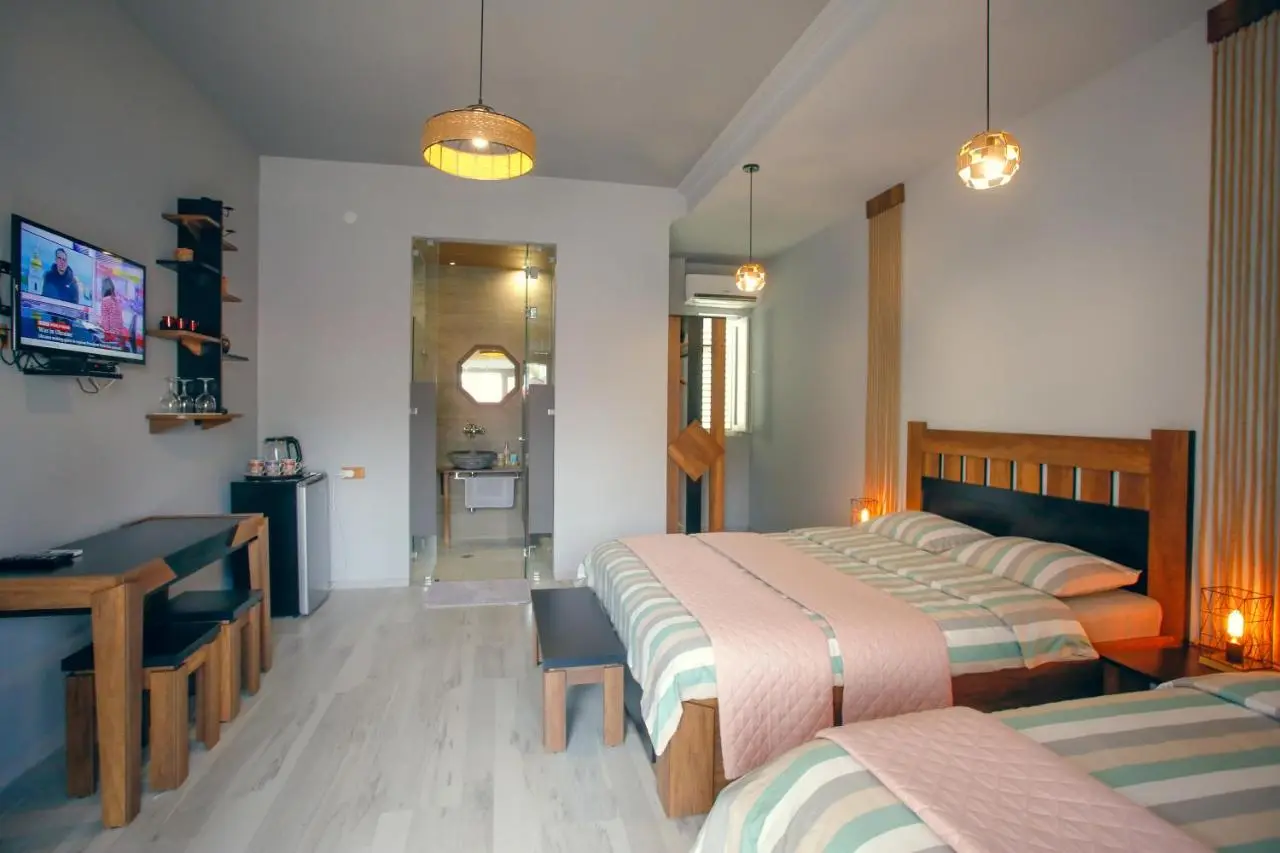 Hotel Paradise Road