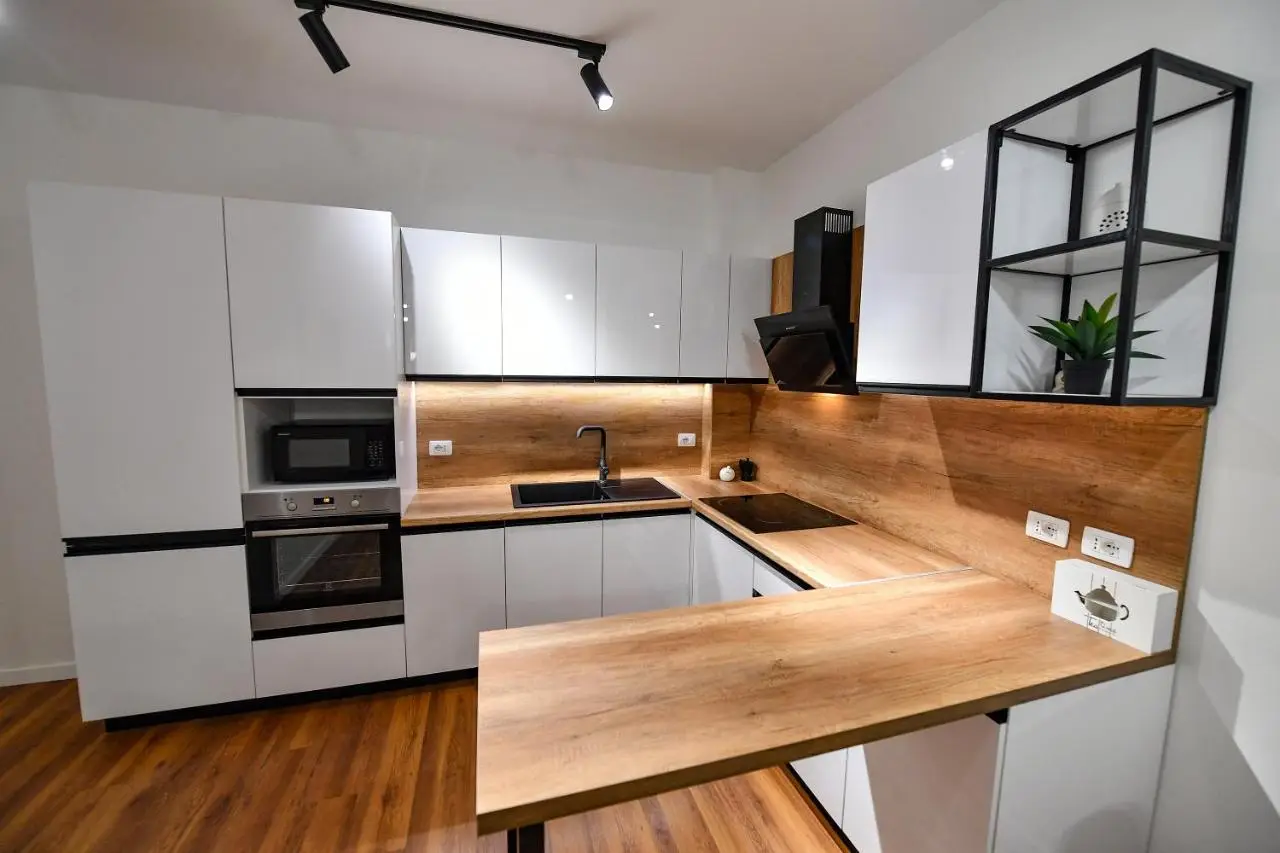 New Central Apartment