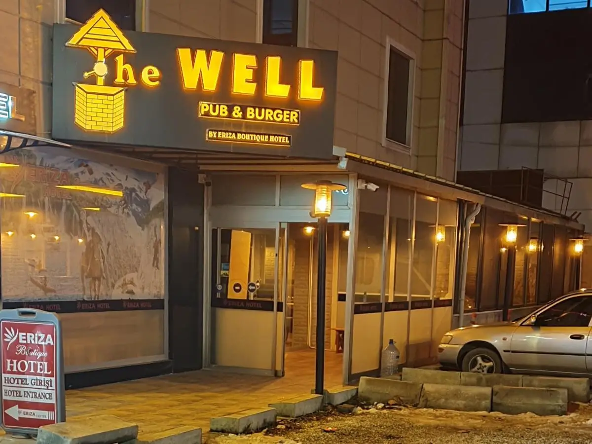 Eriza Hotel