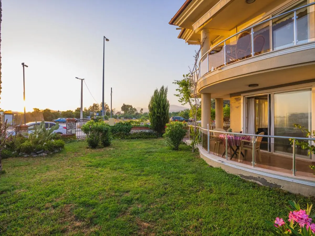 Sunset Beach Resort Aqua Lettings