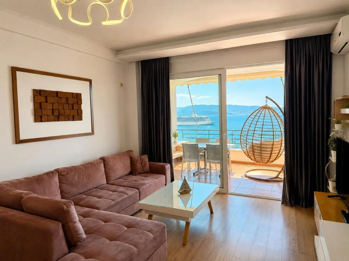 Aquamarine Apartments