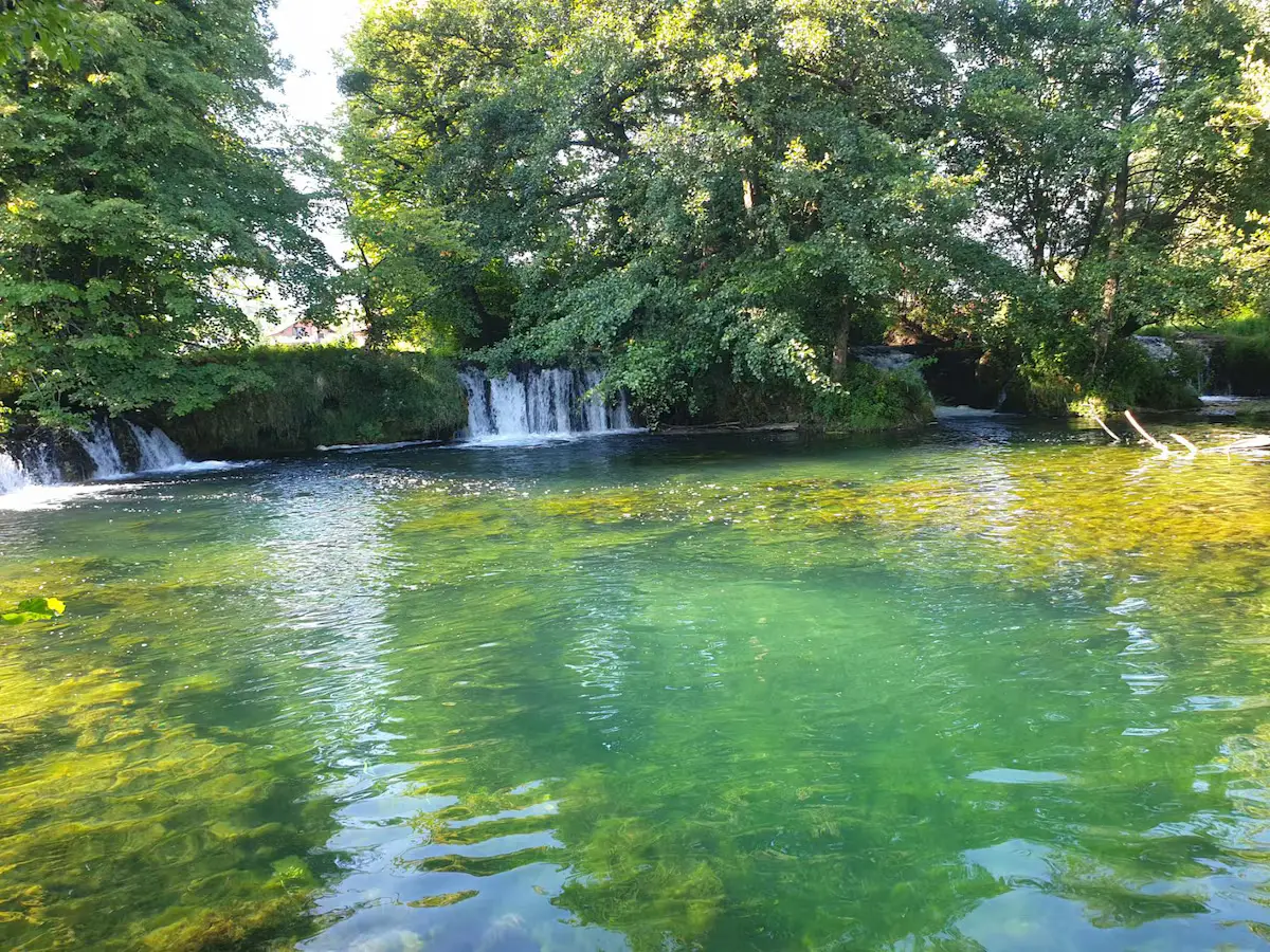Beautiful accommodation located on the waterfall of the Una River