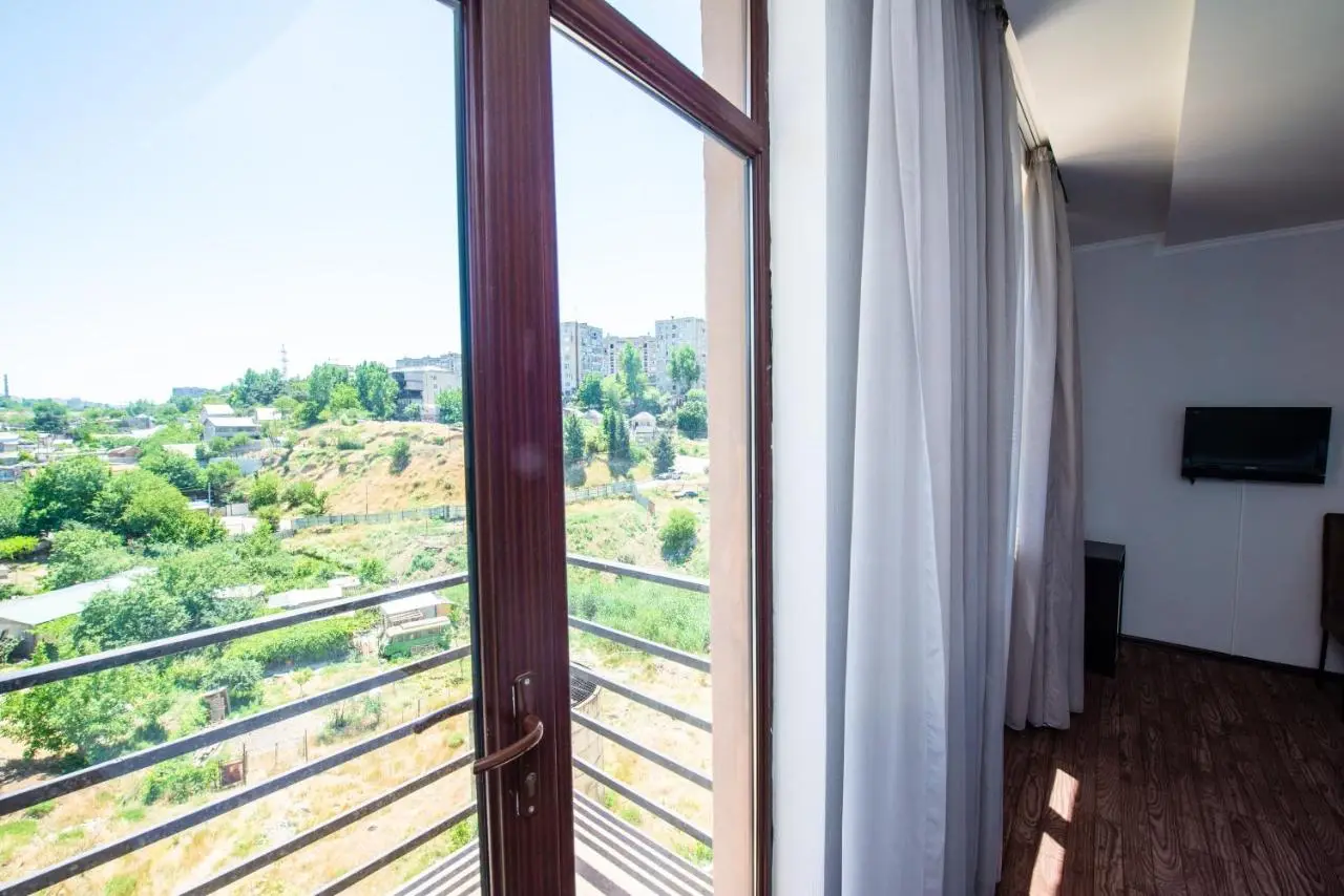 Hotel Shine Palace