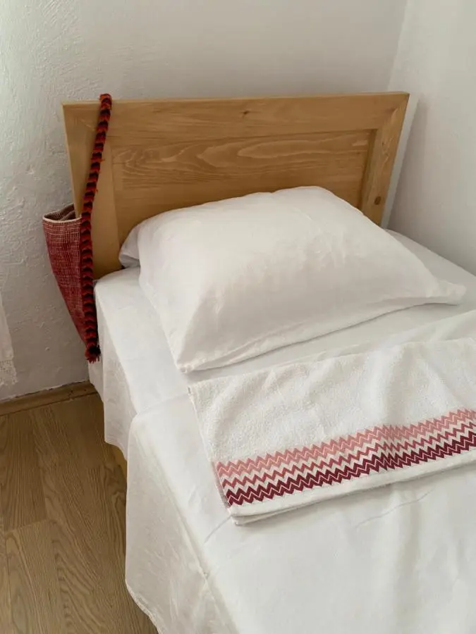 Roza's Guest House Camping Shkoder