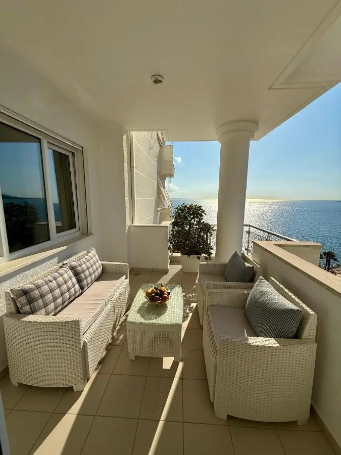 Limani Deluxe Apartments
