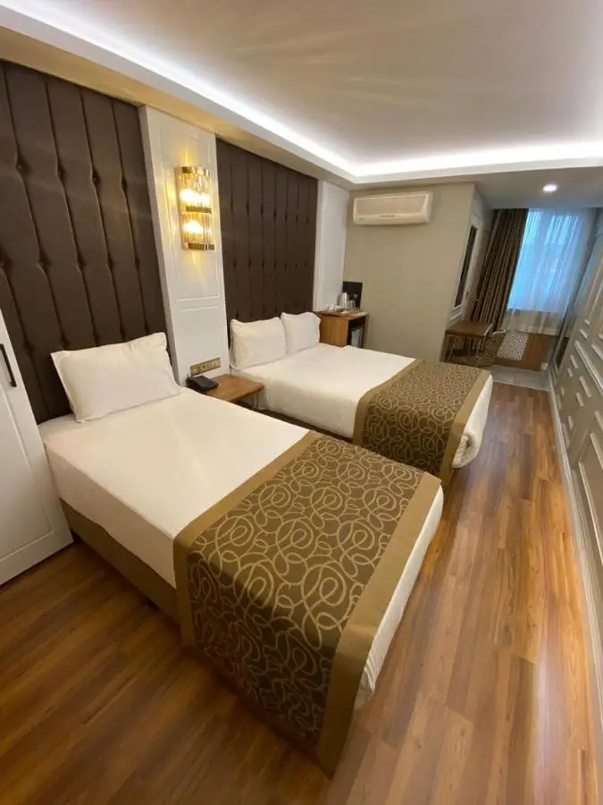 Gumus Palace Gungoren