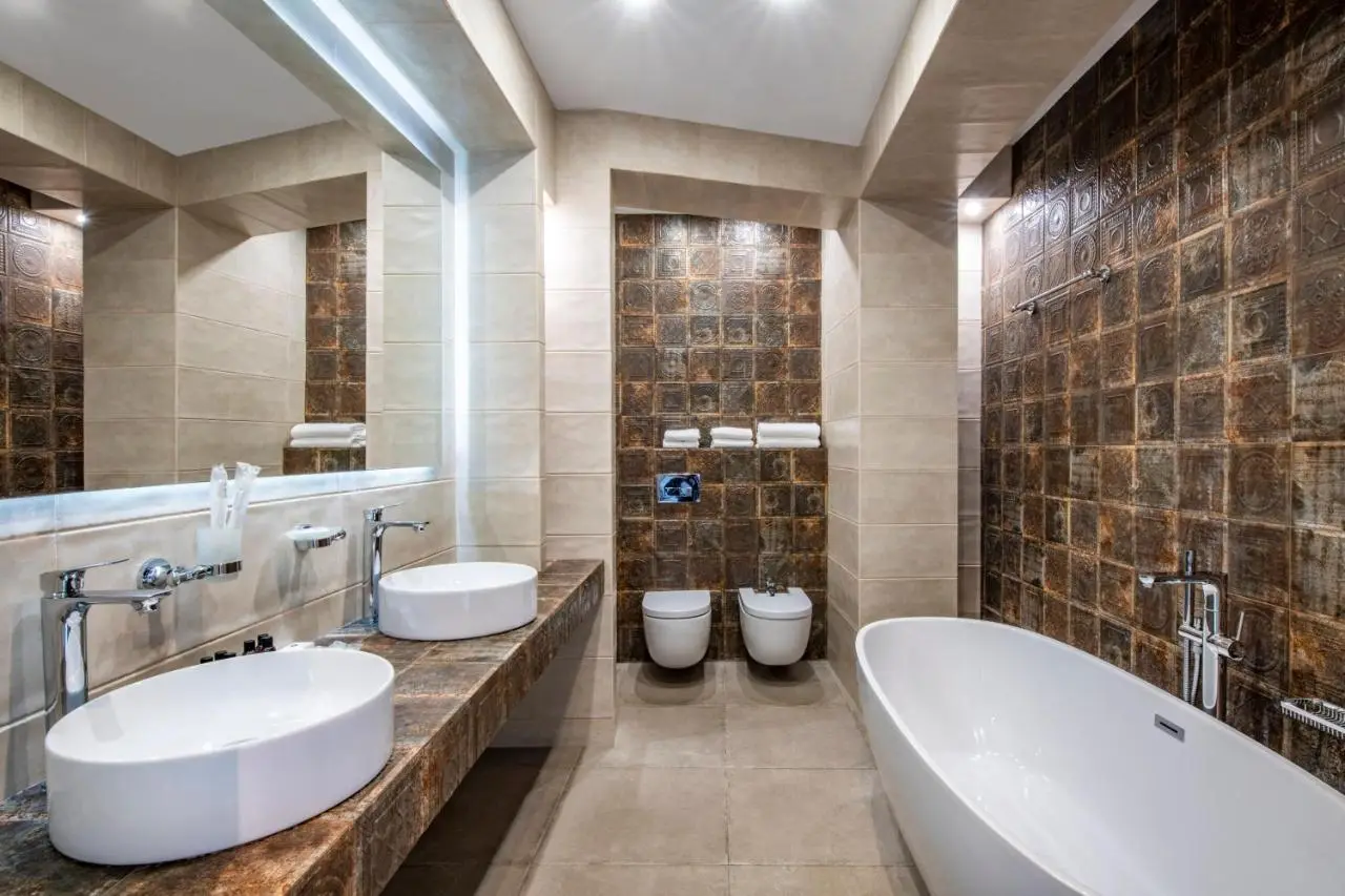 Hotel Address 9D