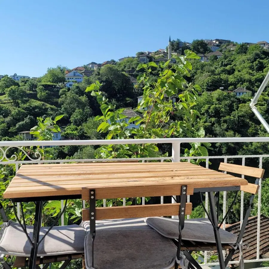 Jona Guest house