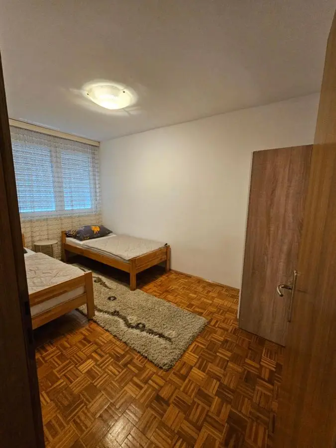 C2 Sunny Apartment