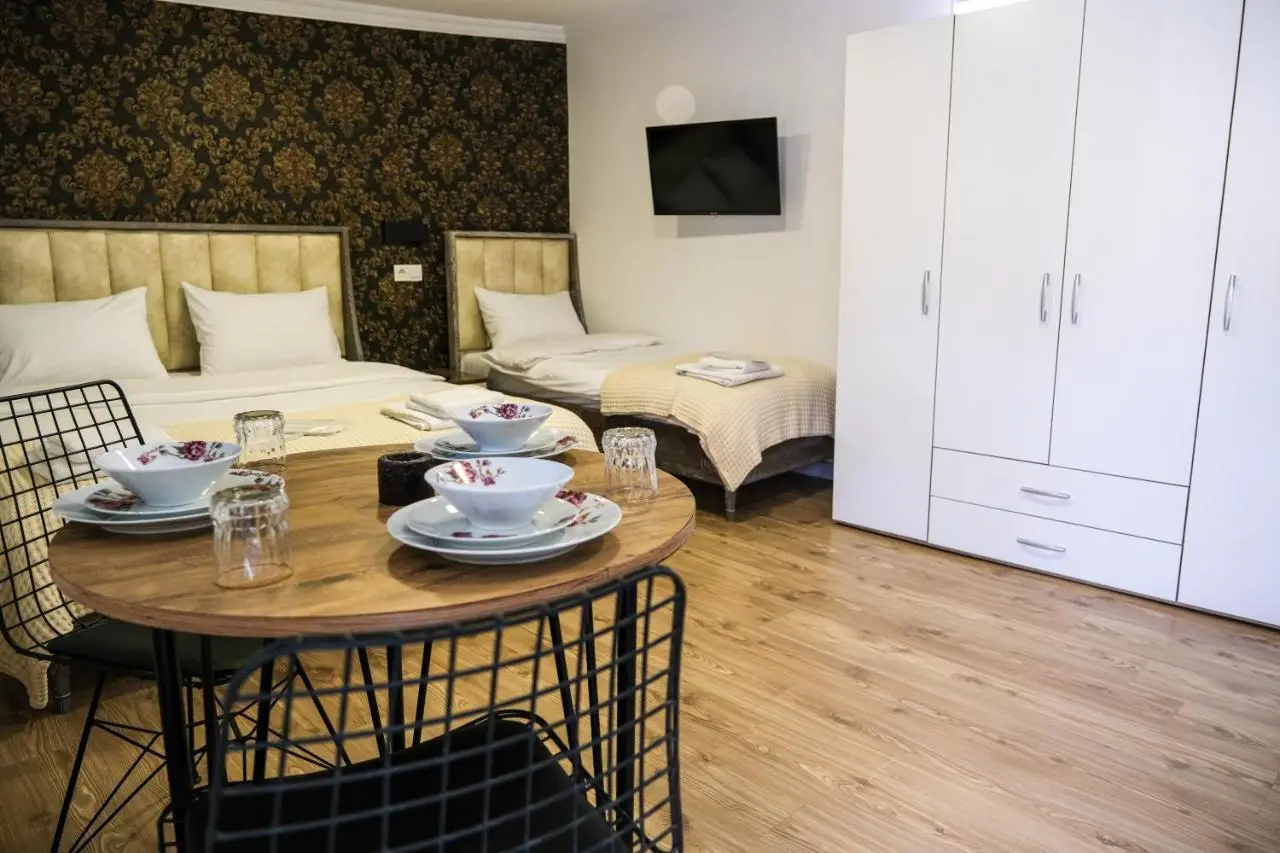 Taksim Neo Pera Suites