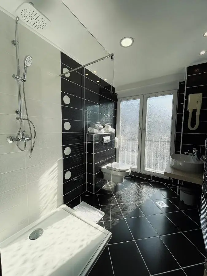 Hotel City View Deluxe