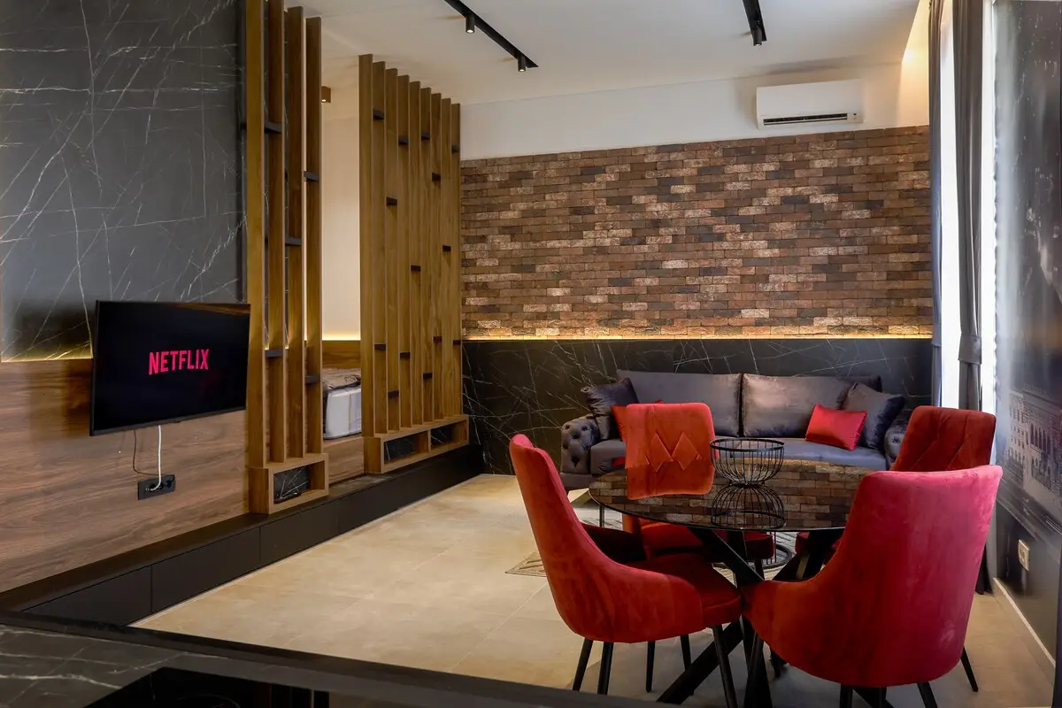 Lofty Exclusive Apartments 2