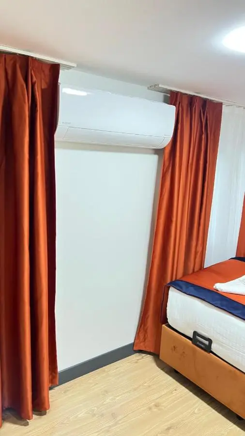crown taksim hotel