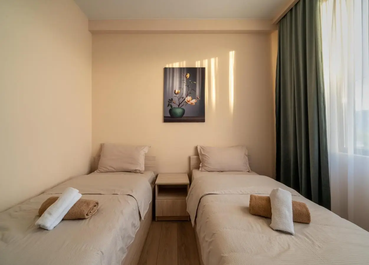 Niabi 3 beadrooms apartments