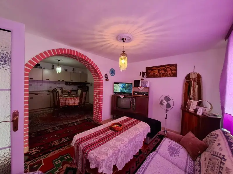 Retro Retreat Izačić